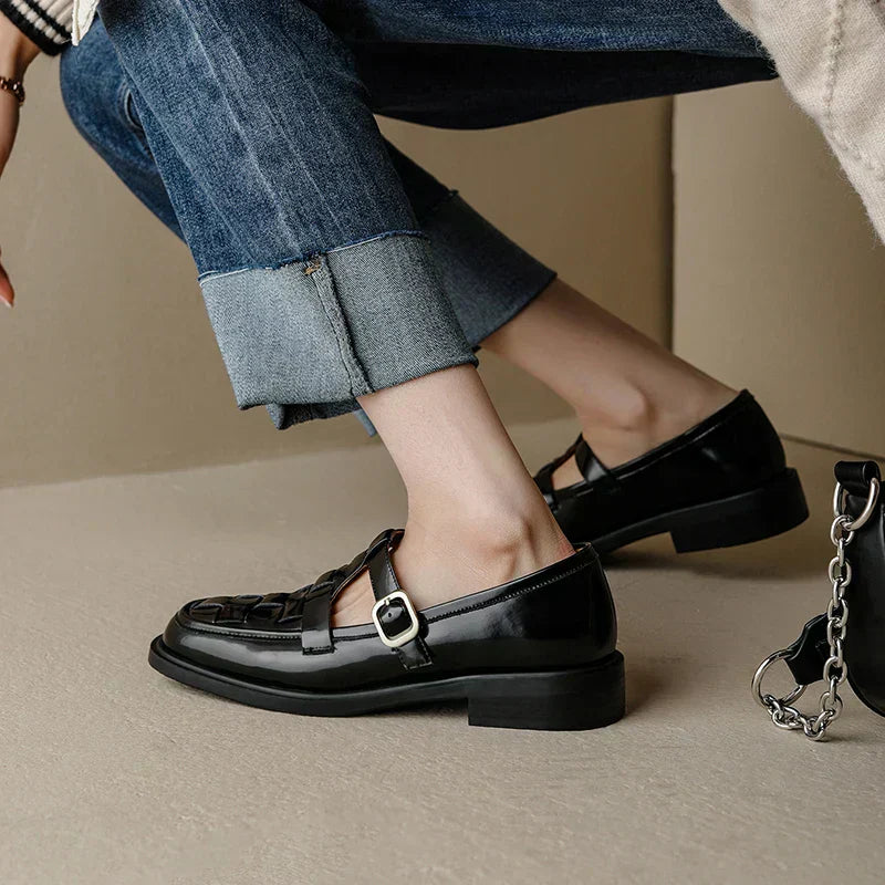 Lumerra | Retro Flats