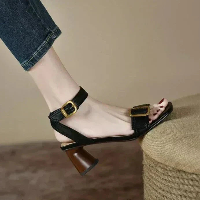 Naomi™| Stylish Sandals