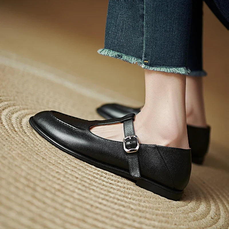 Selvana | Low Heeled Shoes
