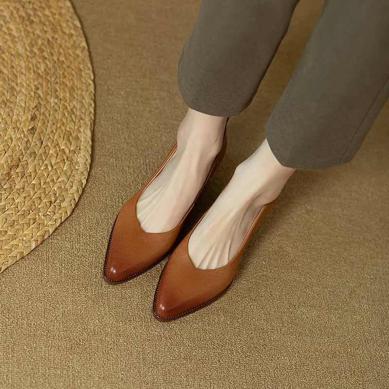 Helen™| Classic Pumps