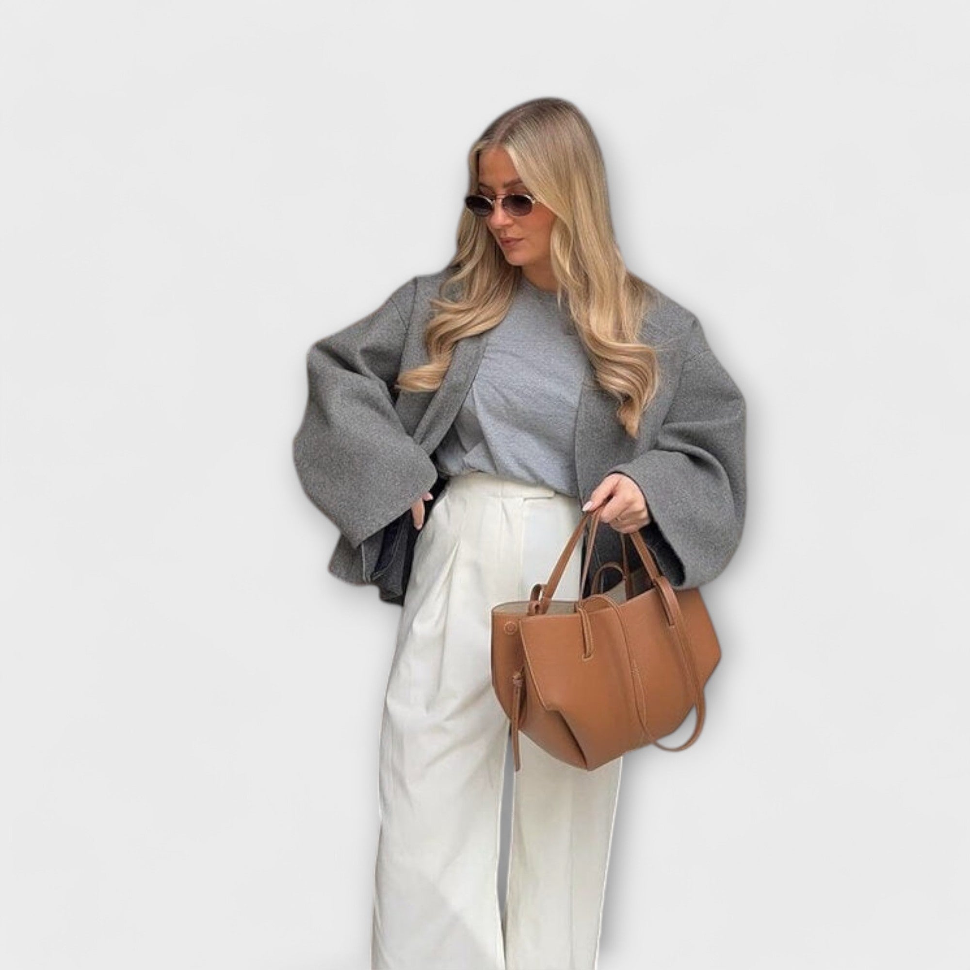 Clara – Vintage Tote Bag
